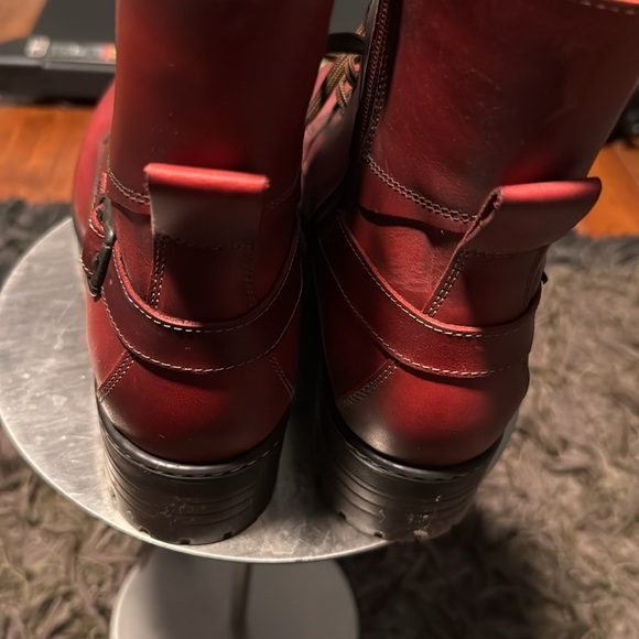 NWT TAOS WOMENS GUSTO RED LEATHER COMBAT BOOTS - Picture 8 of 12